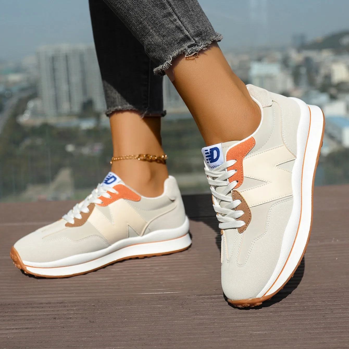 Women Sneakers 2025 New Casual Versatile Thick-soled Running Sneakers Women Fashionable High-quality Luxury Lace-up Shoes Women