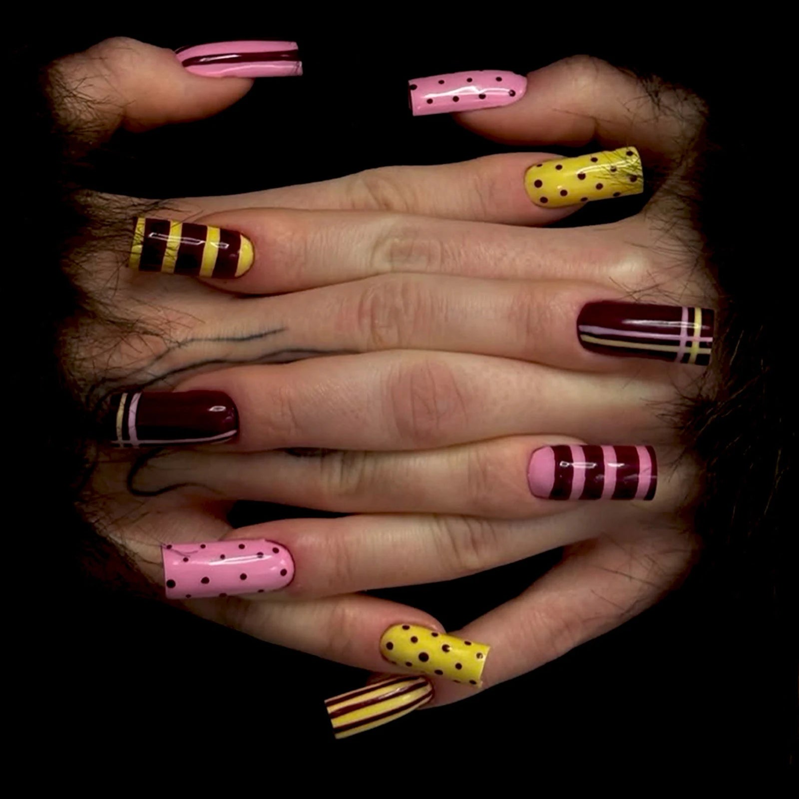 24Pcs Y2K Press on Nails Medium-length Coffin Pink/Brown Stripe French Fake Nails with Silver Star Designs Wearable False Nails