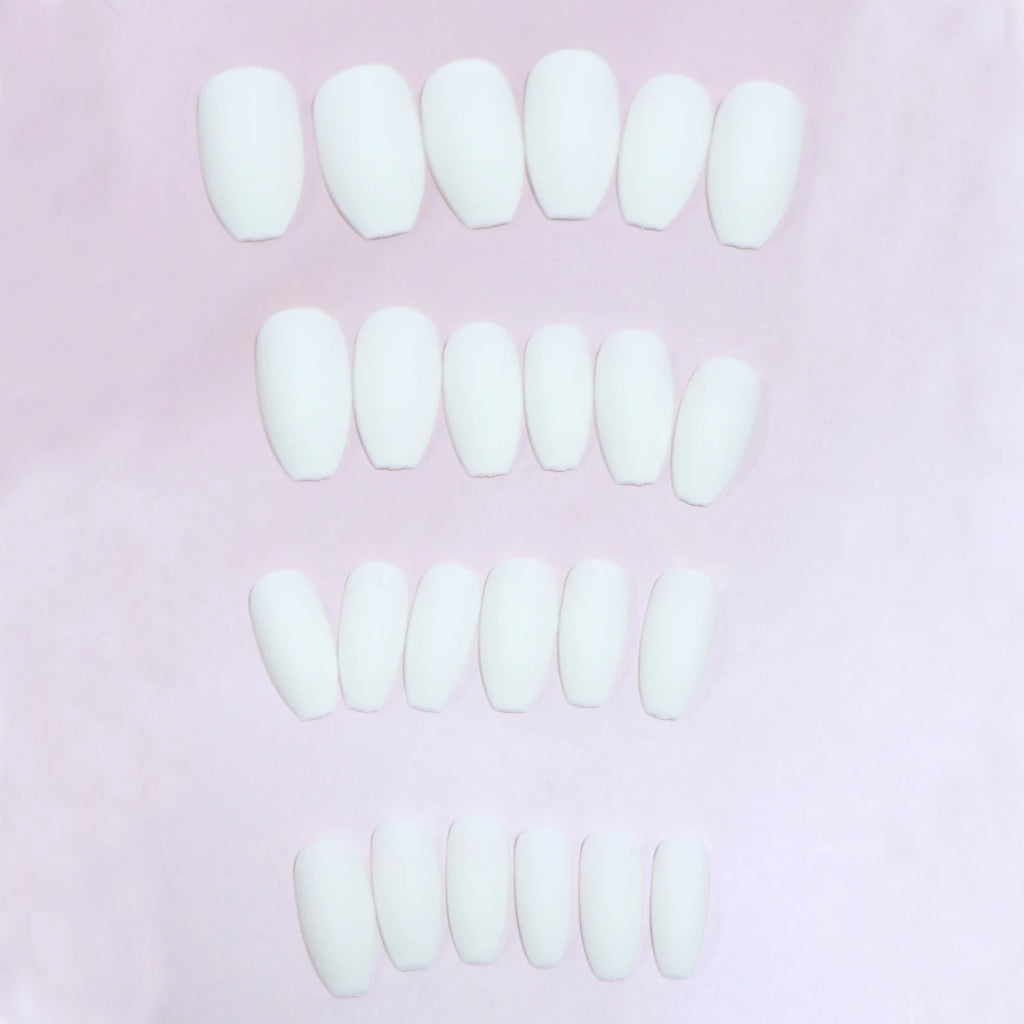 24Pcs/Set Press on Nails Women Maincure Tools Matte White French False Nail ABS Short Coffin Fake Nails Full Cover Nail Art Tips