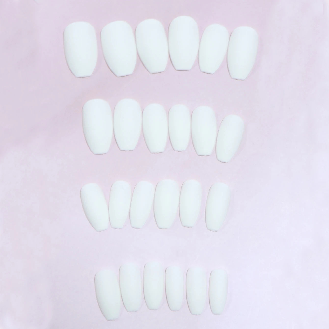 24Pcs/Set Press on Nails Women Maincure Tools Matte White French False Nail ABS Short Coffin Fake Nails Full Cover Nail Art Tips