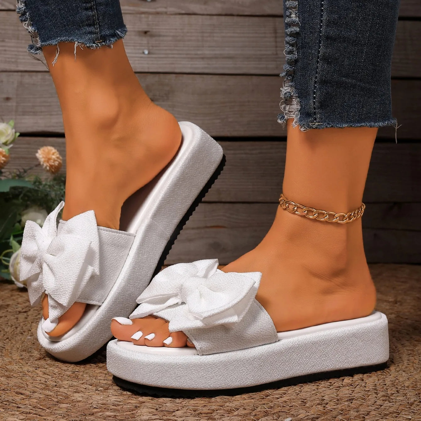 New Women Slippers Summer Platform Slippers Bow Holiday Beach Shoes Women Soft Non-Slip Soles Lightweight Sandals Slides Women