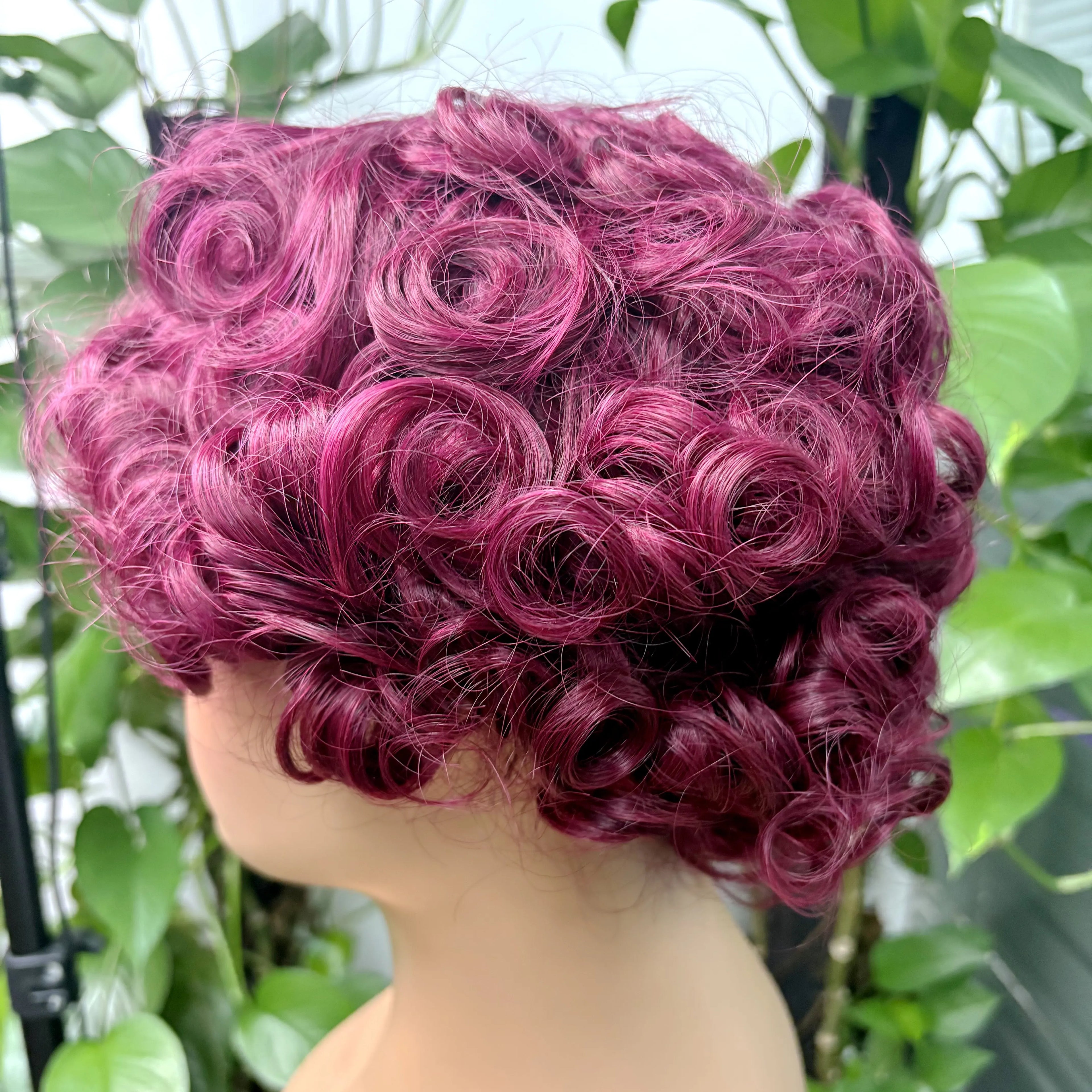 Full Machine Made Loose Wavy Bob Wig Human Hair Wigs 220% Short Colored Bouncy Curly Gluelesss Human Hair Wigs with Bangs