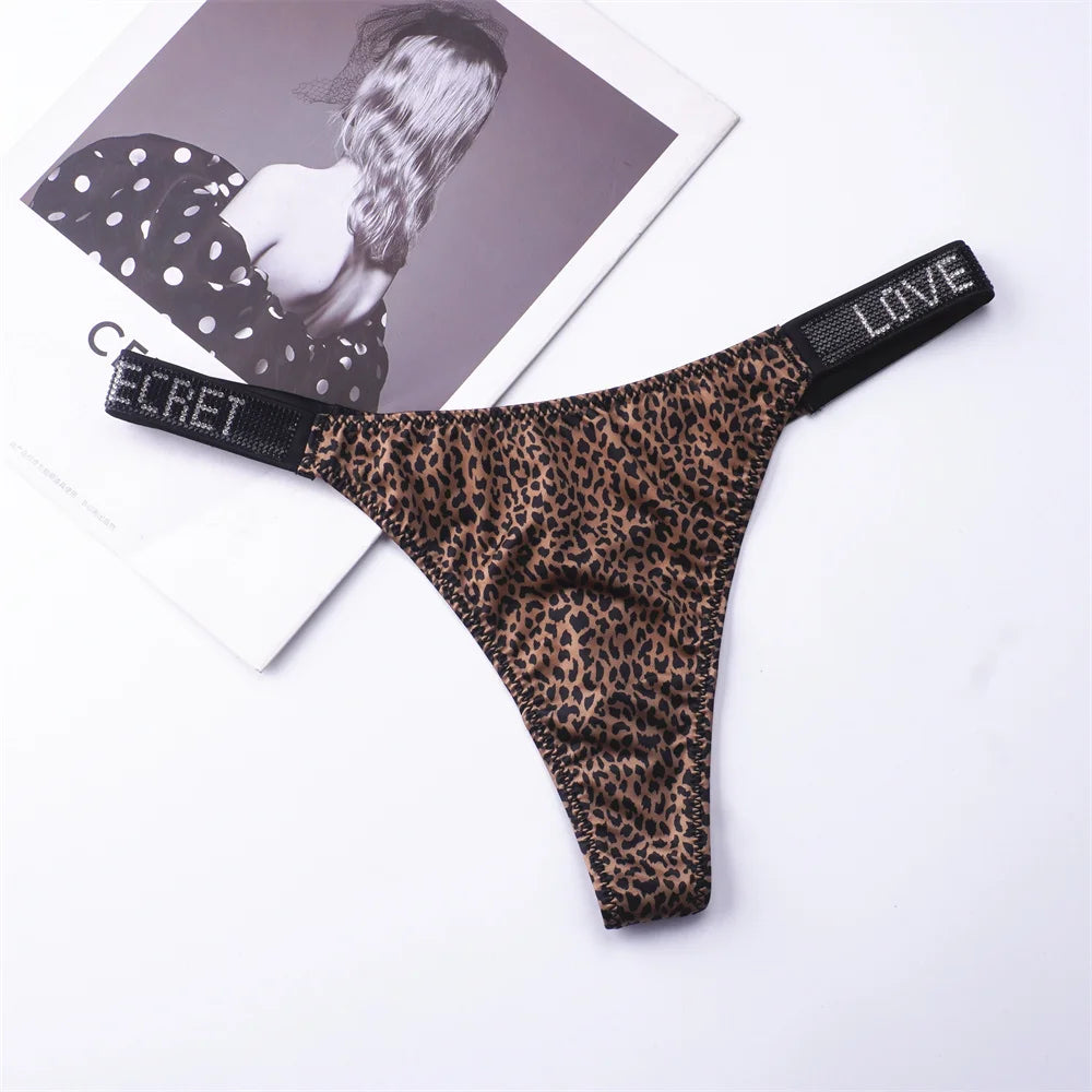 3PCS Sexy Low Waist Rhinestone Waistband Smooth Silk Thong Women Invisible G-string Plus Size S-XL Seamless Lingerie